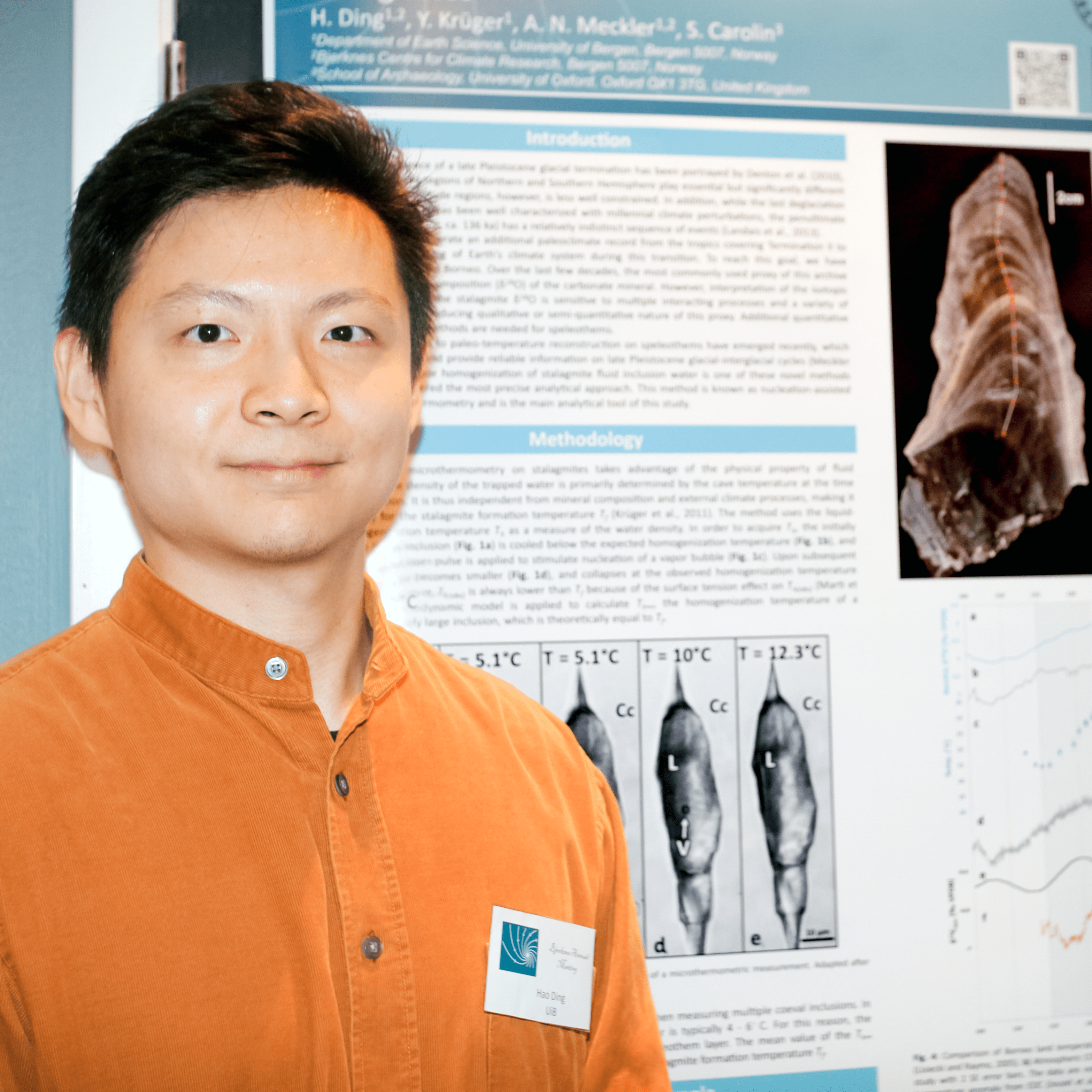 Hao Ding, a PhD candidate with UiB and Bjerknes Center, standing in front of a poster on Tropical Land Temperature Change